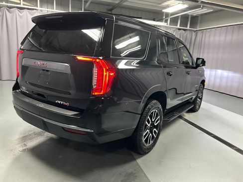 Used 2024 GMC Yukon AT4 w/ Technology Package image 7