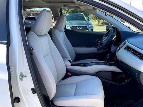 Used 2020 Honda HR-V EX image 28