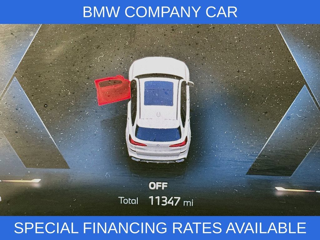 Used 2026 BMW X5 xDrive40i w/ M Sport Package AWD/4WD image 14