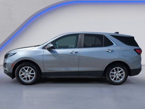 Used 2023 Chevrolet Equinox LT w/ Driver Convenience Package FWD image 5