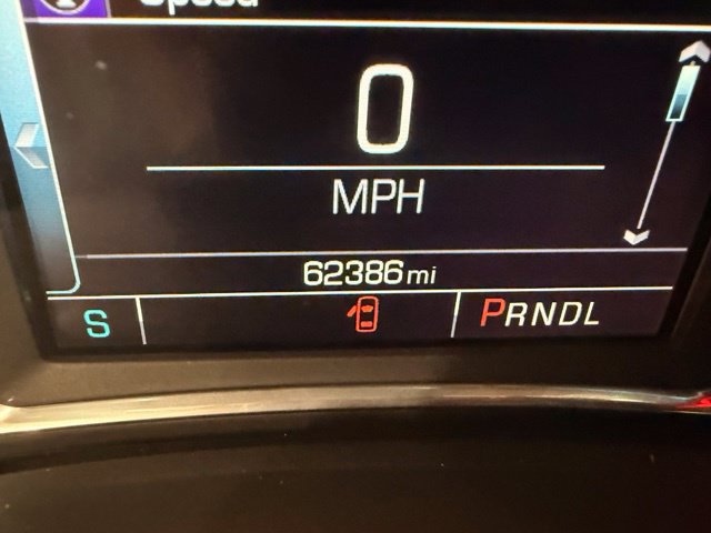 Used 2017 Chevrolet Malibu LT FWD image 11
