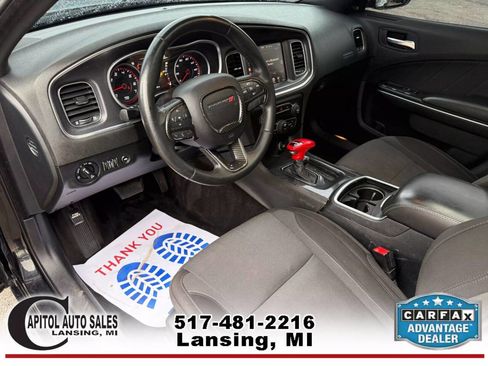 Used 2015 Dodge Charger SXT image 12