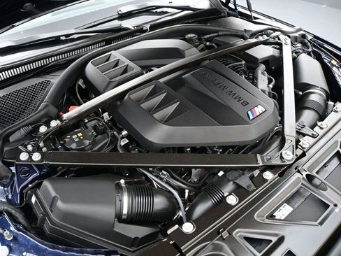 Used 2023 BMW M4 xDrive Competition AWD/4WD image 18