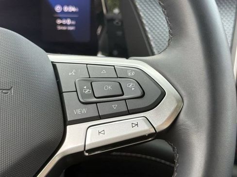 Used 2026 Volkswagen Atlas Cross Sport SEL R-Line AWD/4WD image 13