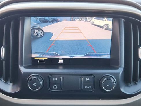 Used 2022 GMC Canyon Denali AWD/4WD image 13