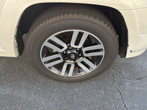 Used 2024 Toyota 4Runner Limited RWD image 42