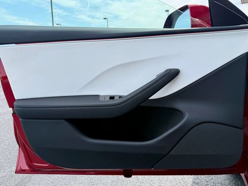 Used 2025 Tesla Model 3 Long Range RWD image 27