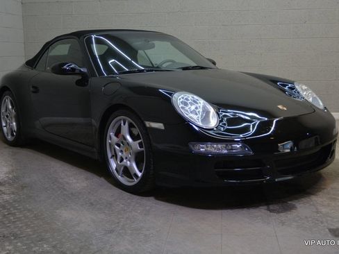 Used 2006 Porsche 911 Carrera S RWD image 3