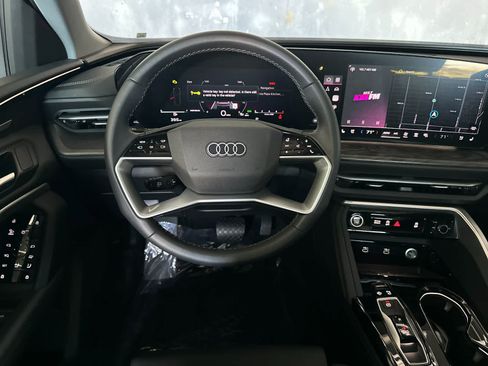 Used 2025 Audi Q5 Premium Plus w/ Premium Plus AWD/4WD image 14