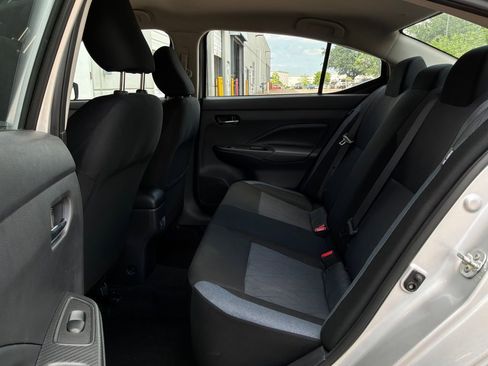 Used 2025 Nissan Versa SV FWD image 11