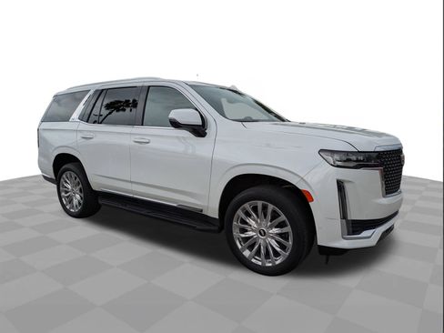 Certified 2023 Cadillac Escalade Premium Luxury image 2