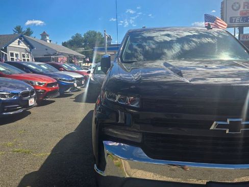 Used 2019 Chevrolet Silverado 1500 LT w/ All-Star Edition AWD/4WD image 9