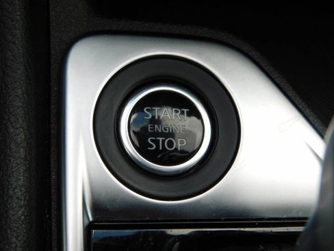 Used 2024 Nissan Sentra SV FWD image 15