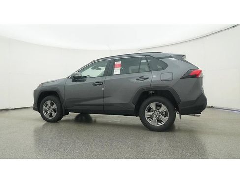 Used 2024 Toyota RAV4 XLE w/ Convenience Package FWD image 26