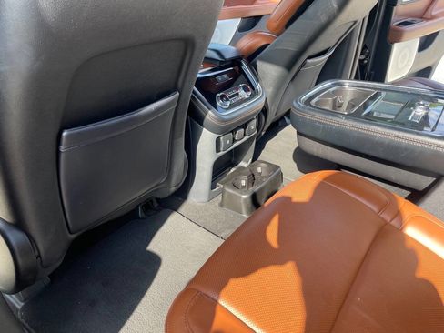 Used 2018 Lincoln Navigator Reserve w/ Technology Package AWD/4WD image 41