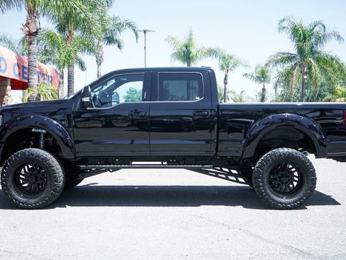 Used 2022 Ford F250 Lariat w/ Lariat Ultimate Package AWD/4WD image 6