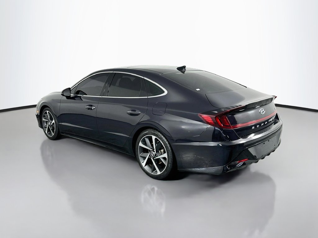 Used 2023 Hyundai Sonata SEL Plus w/ Preferred Accessory Package FWD image 5