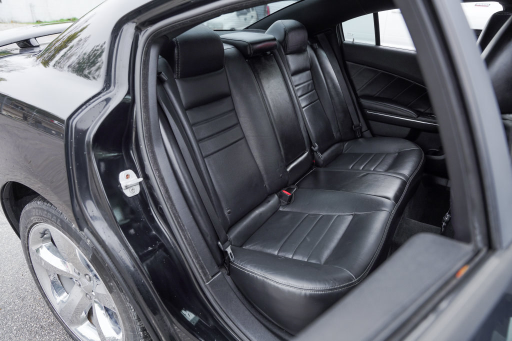 Used 2011 Dodge Charger R/T RWD image 41