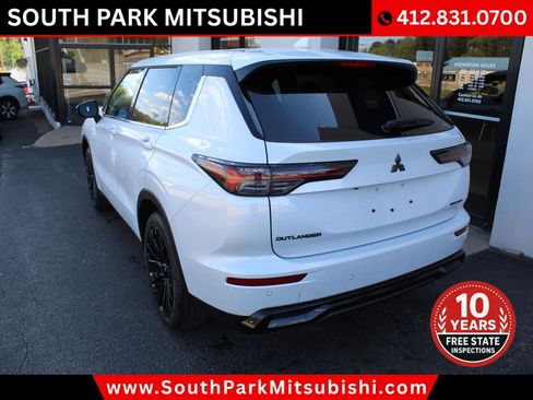 New 2026 Mitsubishi Outlander LE AWD/4WD image 7