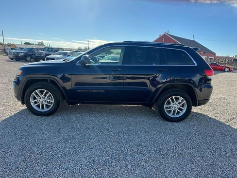 Used 2017 Jeep Grand Cherokee Laredo w/ Quick Order Package 23E image 6
