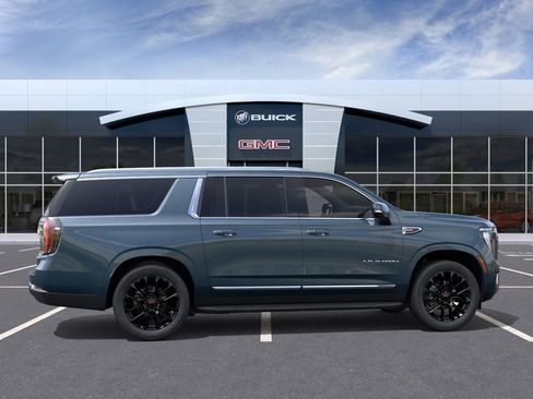 New 2026 GMC Yukon XL Elevation w/ Elevation Premium Package AWD/4WD image 5