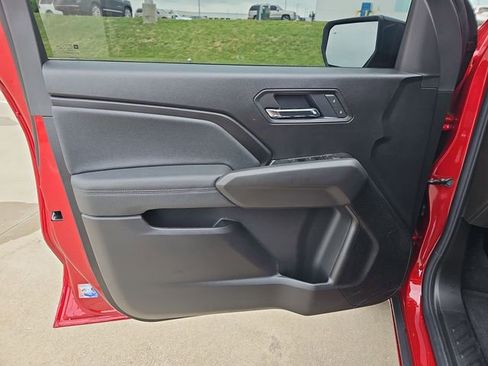 New 2026 Chevrolet Colorado LT w/ LT Convenience Package AWD/4WD image 19