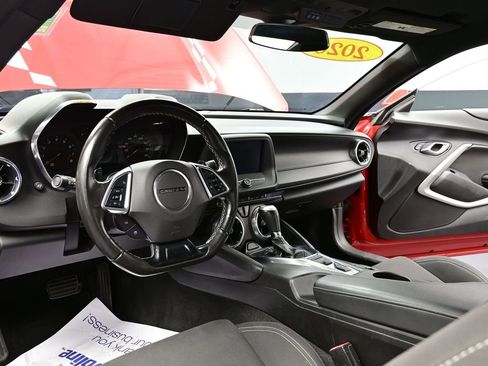 Used 2020 Chevrolet Camaro LT image 2