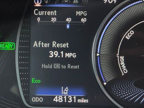 Used 2019 Lexus ES 300h w/ Accessory Package 2 FWD image 9