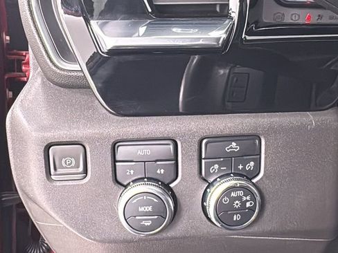 Used 2022 GMC Sierra 1500 Elevation image 34