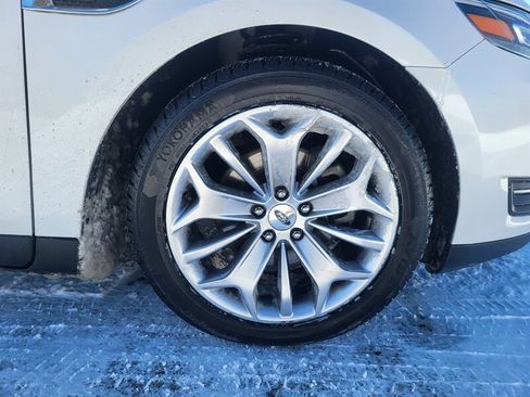 Used 2015 Ford Taurus Limited w/ Equipment Group 301A image 31