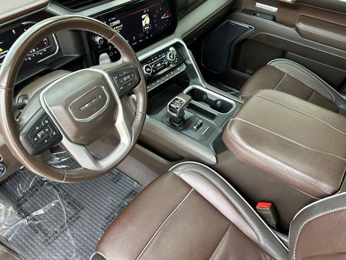 Used 2023 GMC Sierra 1500 Denali w/ Technology Package image 10
