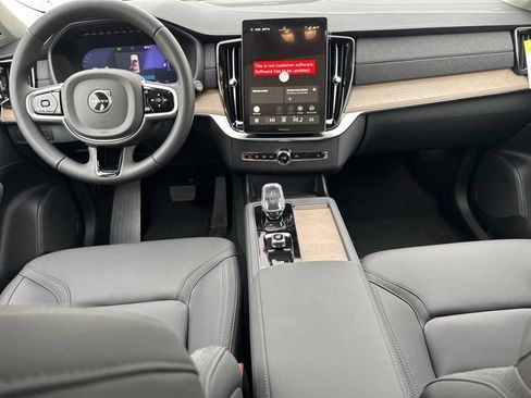 New 2026 Volvo XC90 T8 Plus image 11