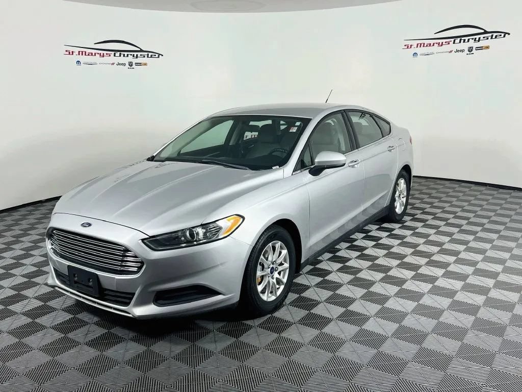 Used 2016 Ford Fusion S FWD image 4