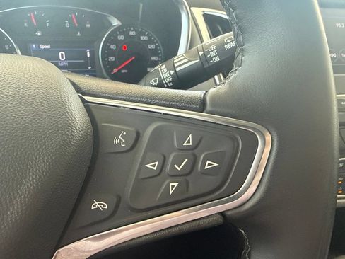 Used 2024 Chevrolet Equinox LT FWD image 28