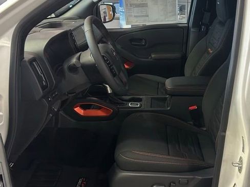 New 2026 Nissan Frontier PRO-4X w/ Pro-4x Convenience Package image 7