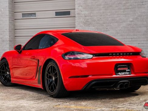 Used 2018 Porsche 718 Cayman RWD image 53