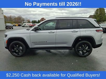 New 2025 Jeep Grand Cherokee Limited w/ Black Appearance Package