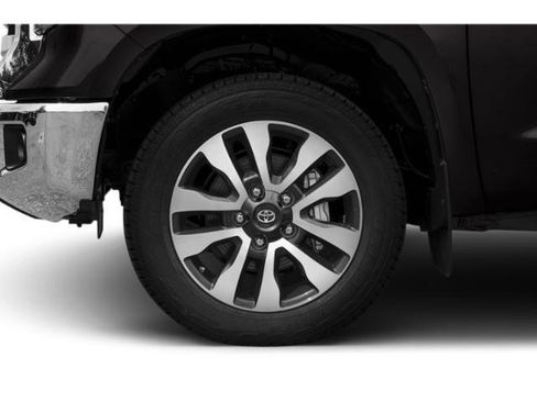 Used 2018 Toyota Tundra Limited w/ Limited Premium Package image 12