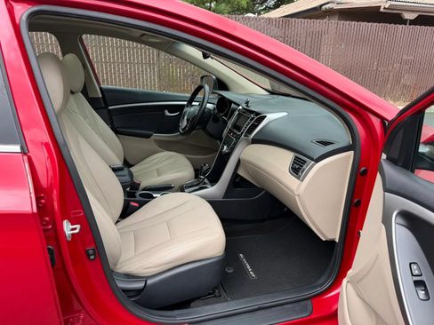 Used 2013 Hyundai Elantra GT w/ Tech Pkg FWD image 13