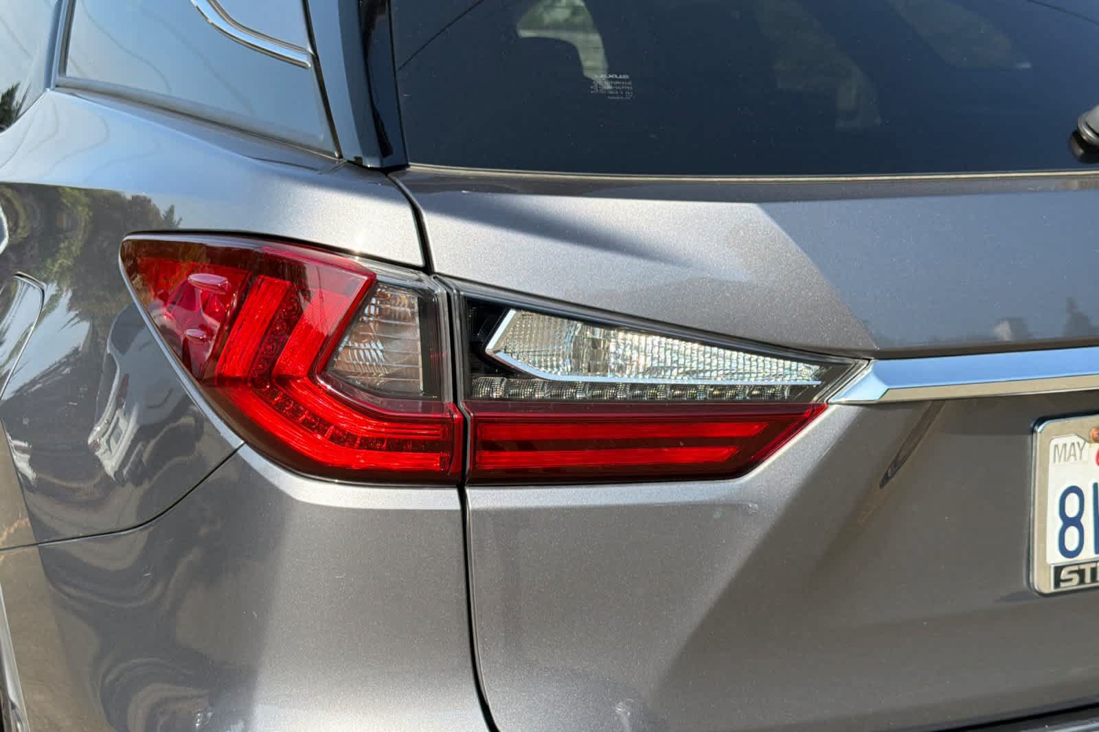 Used 2021 Lexus RX 350L Premium w/ Premium Package AWD/4WD image 15