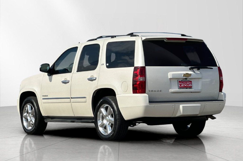 Used 2013 Chevrolet Tahoe LTZ RWD image 4
