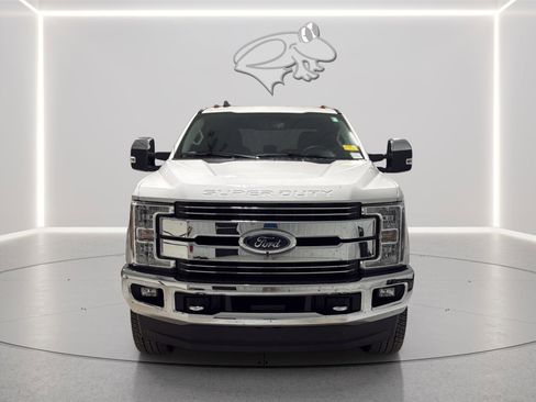 Used 2019 Ford F350 Lariat w/ Chrome Package AWD/4WD image 8