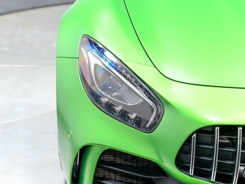 Used 2018 Mercedes-Benz AMG GT R Coupe image 47