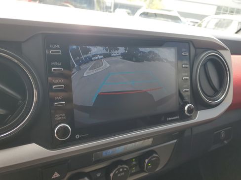 Used 2022 Toyota Tacoma SR5 w/ Technology Package RWD image 20
