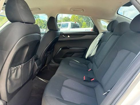 Used 2022 Kia K5 LXS FWD image 17