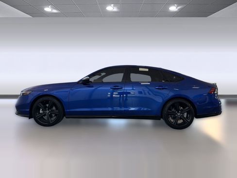 Used 2024 Honda Accord Sport image 2