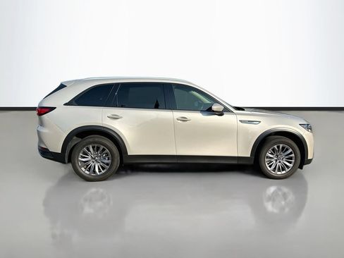 Used 2025 MAZDA CX-90 3.3 Turbo w/ Preferred Package AWD/4WD image 9