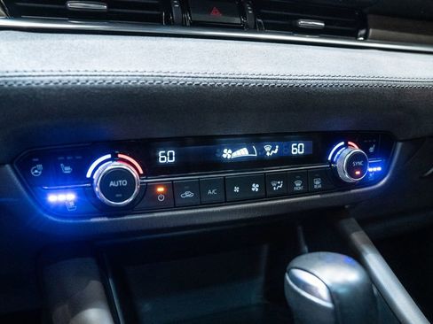 Used 2018 MAZDA MAZDA6 Signature image 27