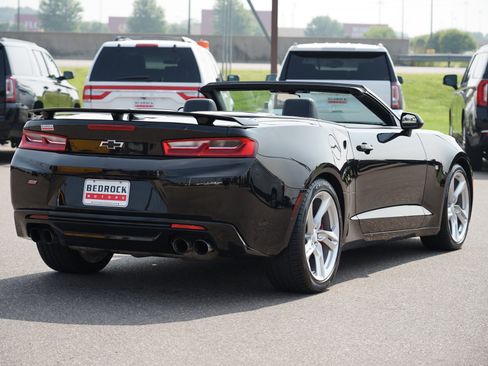 Used 2016 Chevrolet Camaro SS image 3