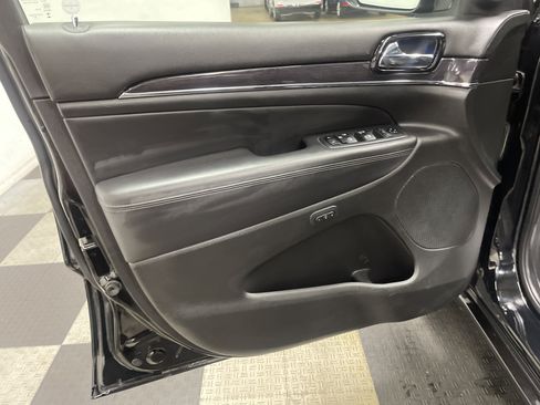 Used 2021 Jeep Grand Cherokee Overland image 10